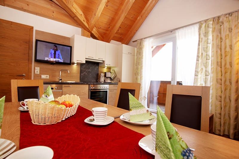 Küche Essbereich in Ferienwohnung Apart Rietzler Tirol